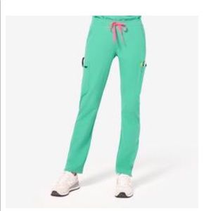 Woman’s Surgical Green Yola Skinny Scrub Pants